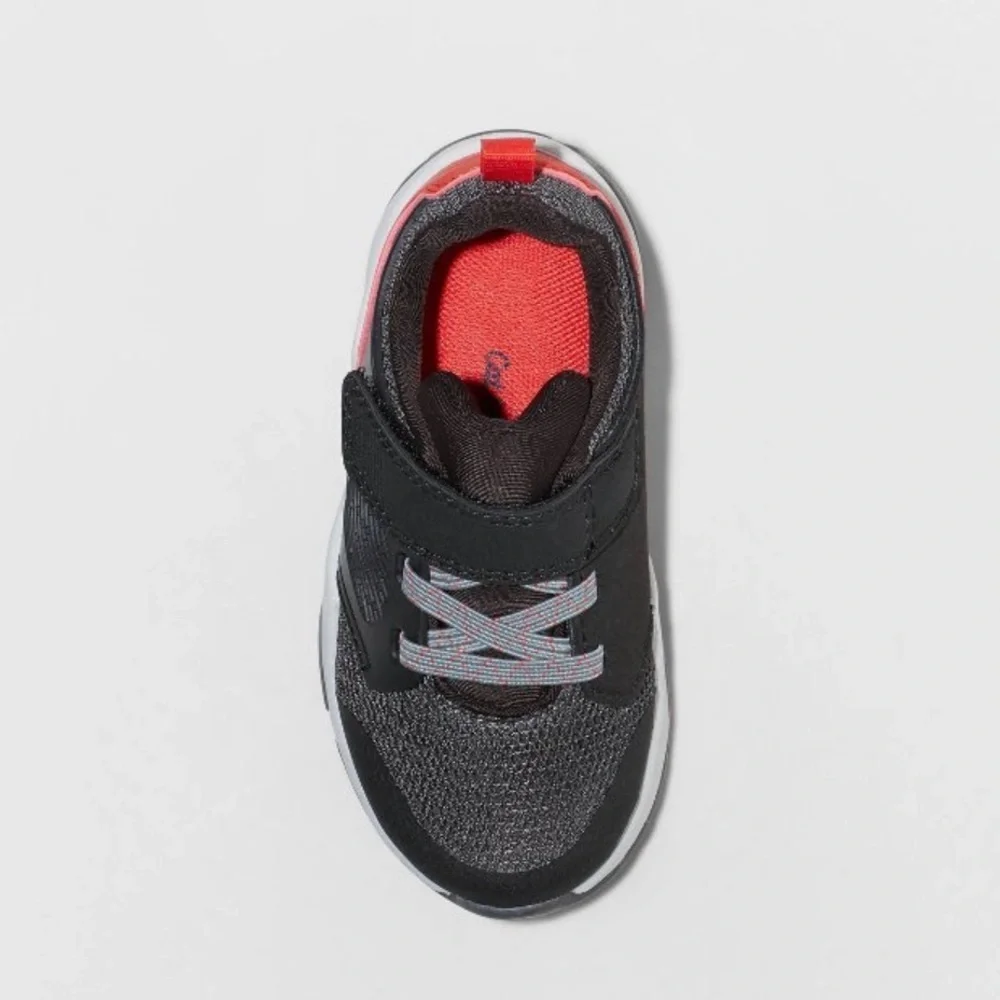 NWT toddler baby boy Ari tennis shoe sneaker Sz 5 cat & jack black gray